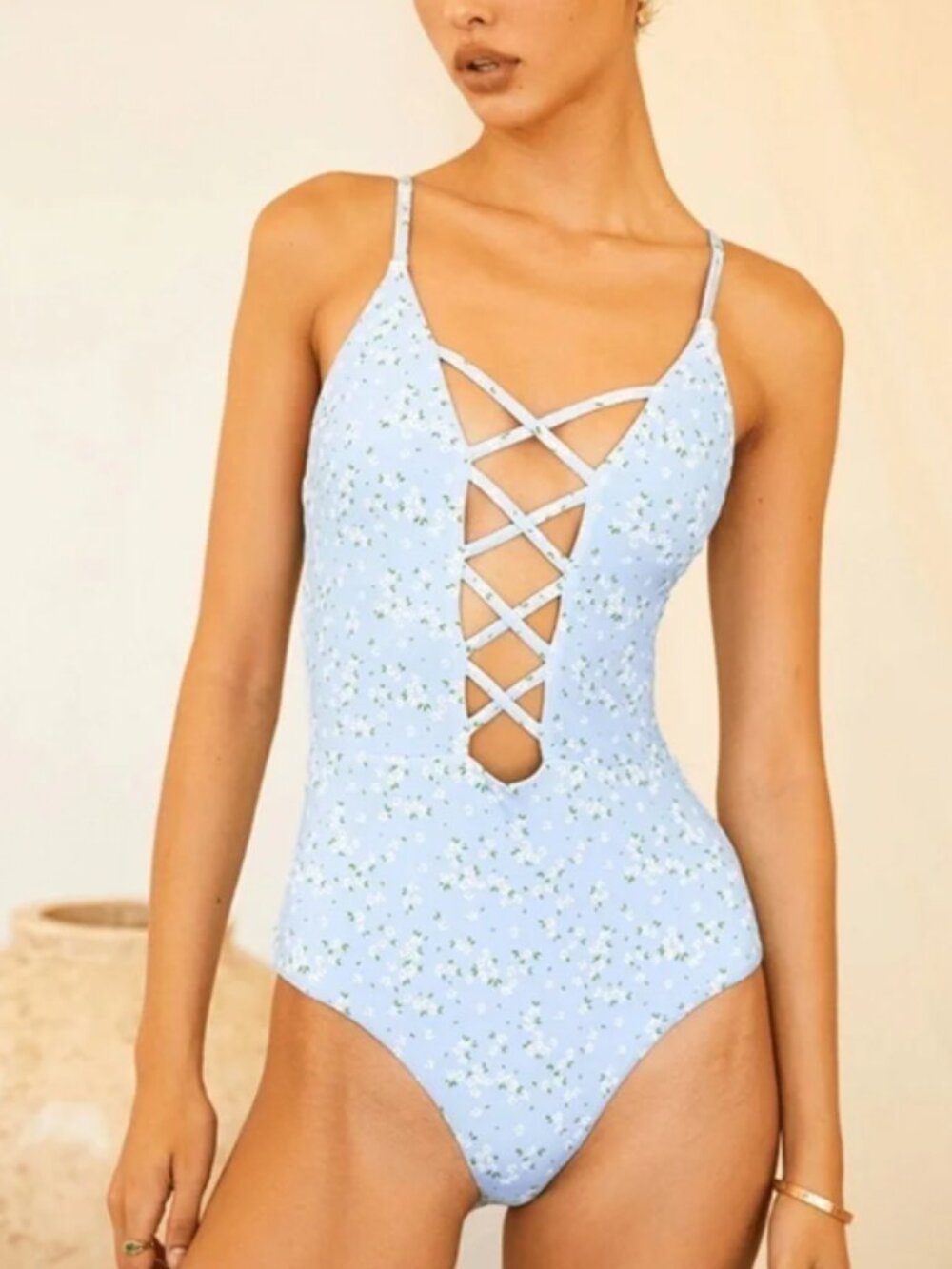 Coquette NWT BLISS dusty blue disty flowers 1pc cage front
